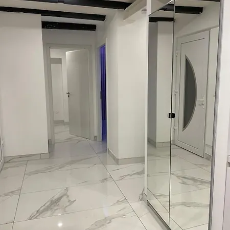 Apartament Ubsa